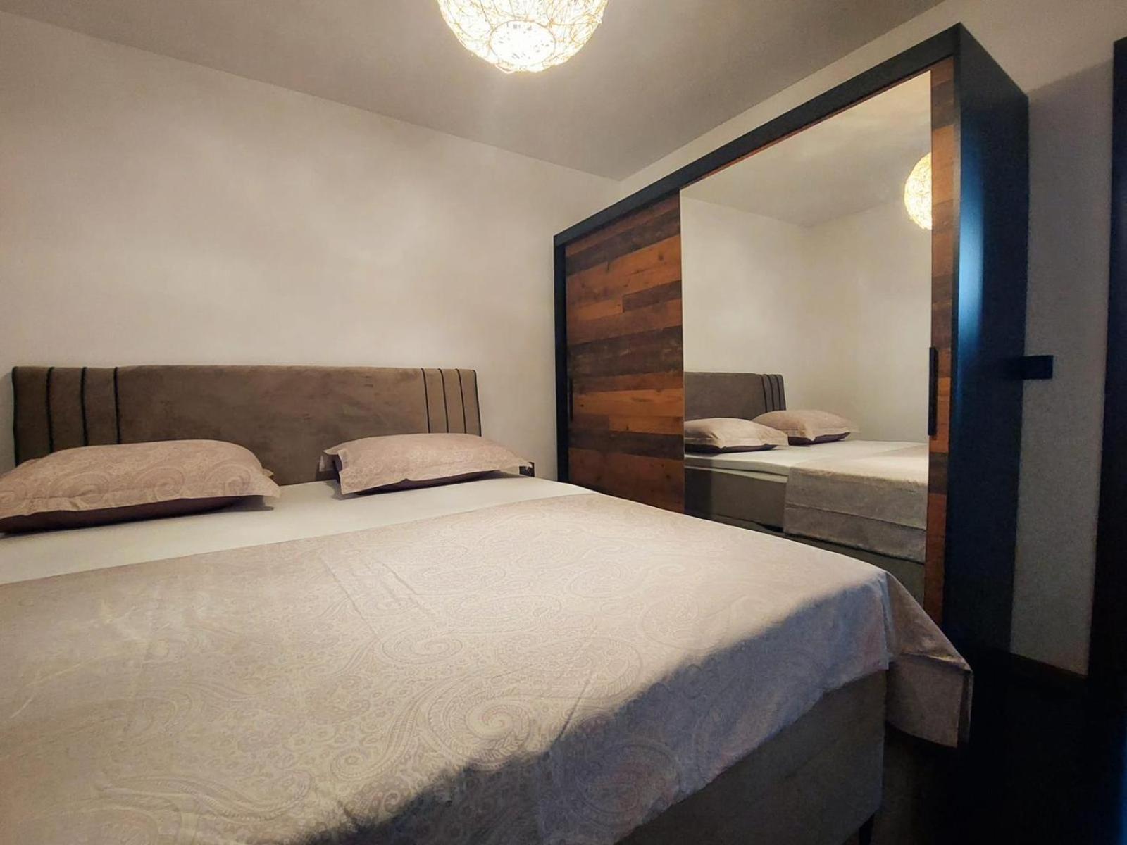 Apartments Onyx Sisak Zewnętrze zdjęcie